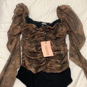 Leopard print mesh ruched long sleeve body suit